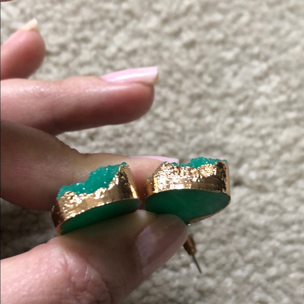 Earrings - Picture 3 of 5
